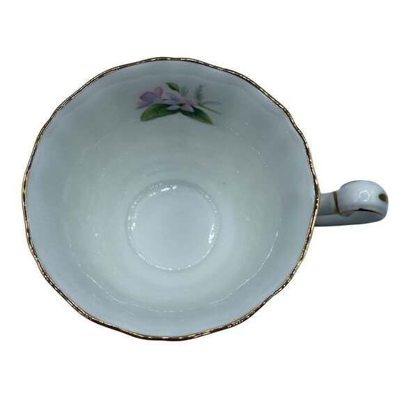 Vintage Royal Adderley English Bone China Cup and Saucer Canadian "Mayflower" - Picture 7 of 11